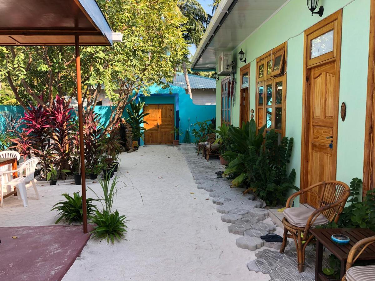 Royal Reef Stay Mathiveri Exterior foto